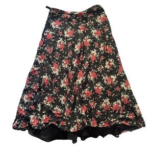 100% silk vintage 90s Jones floral black and red midi skirt 
Size 14